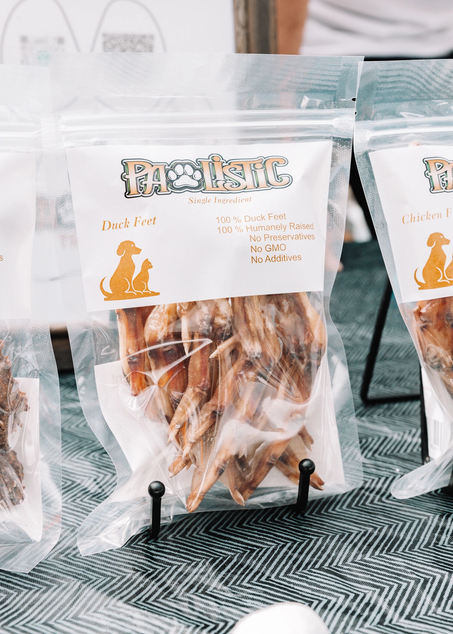 Air-dried duck feet dog treats